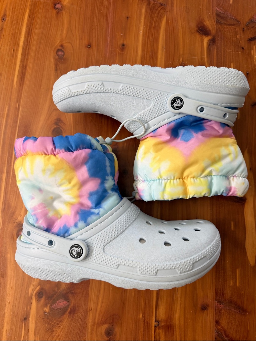 CROCS White Clog Boots with Tie-Dye Puff Collar
